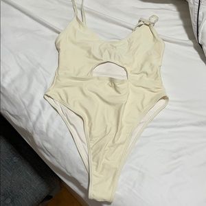 Size 4 one piece Nasty Gal swimsuit